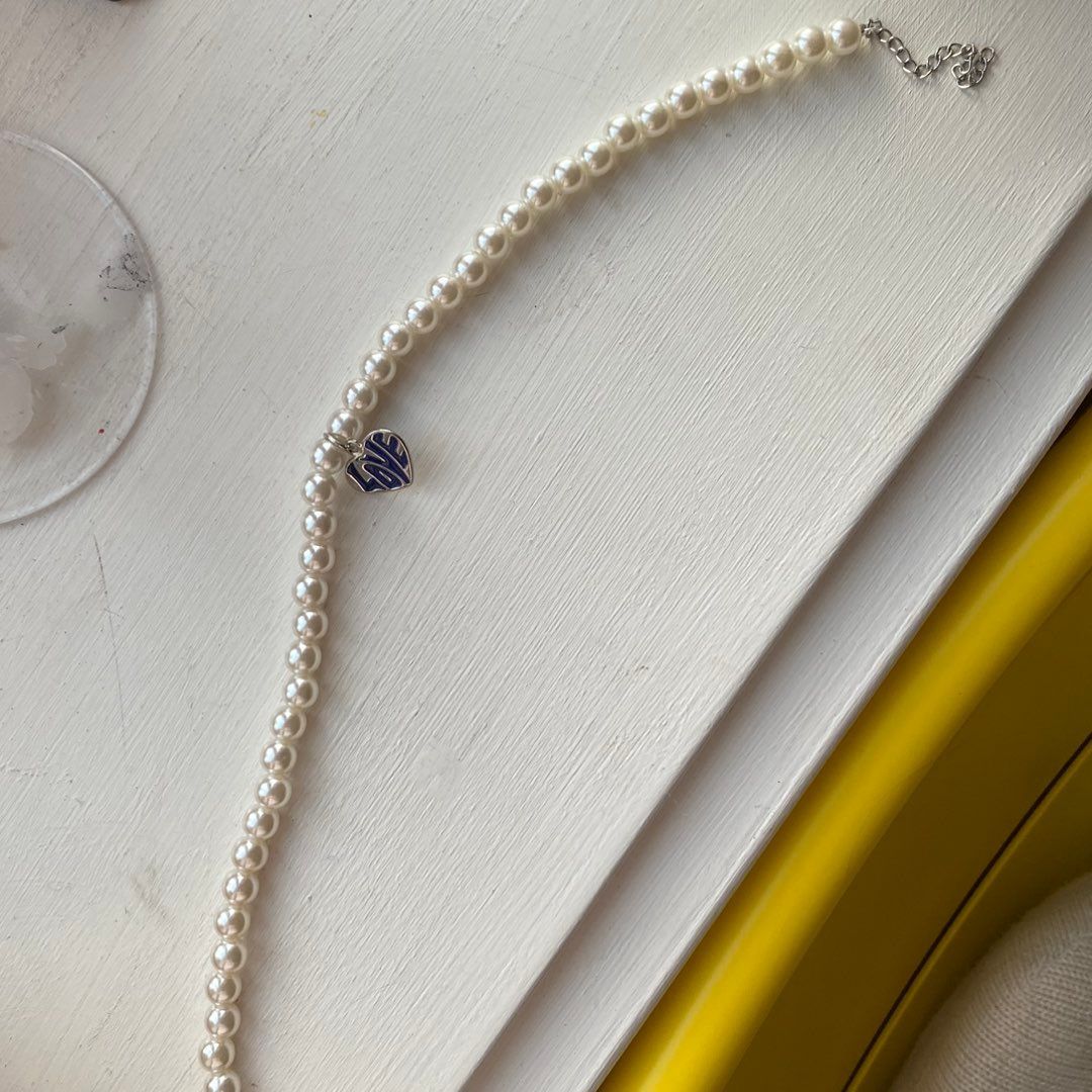 Pearl choker