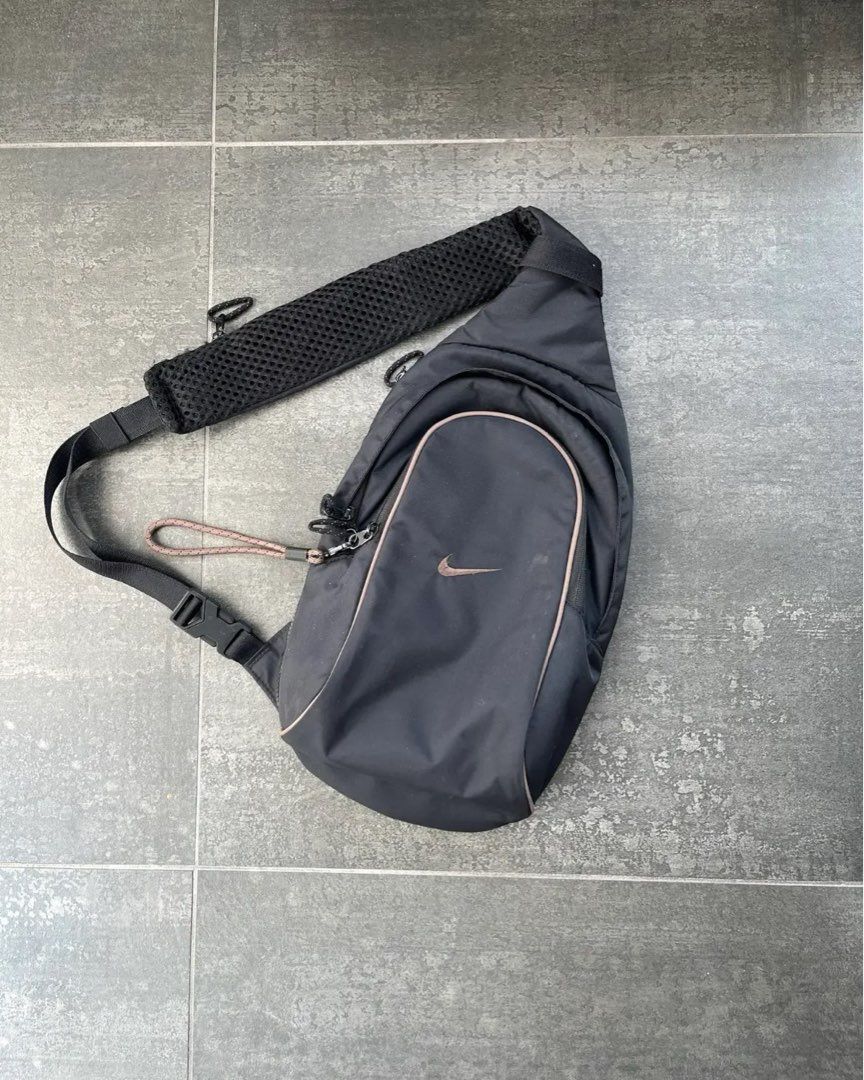 Nike slingbag