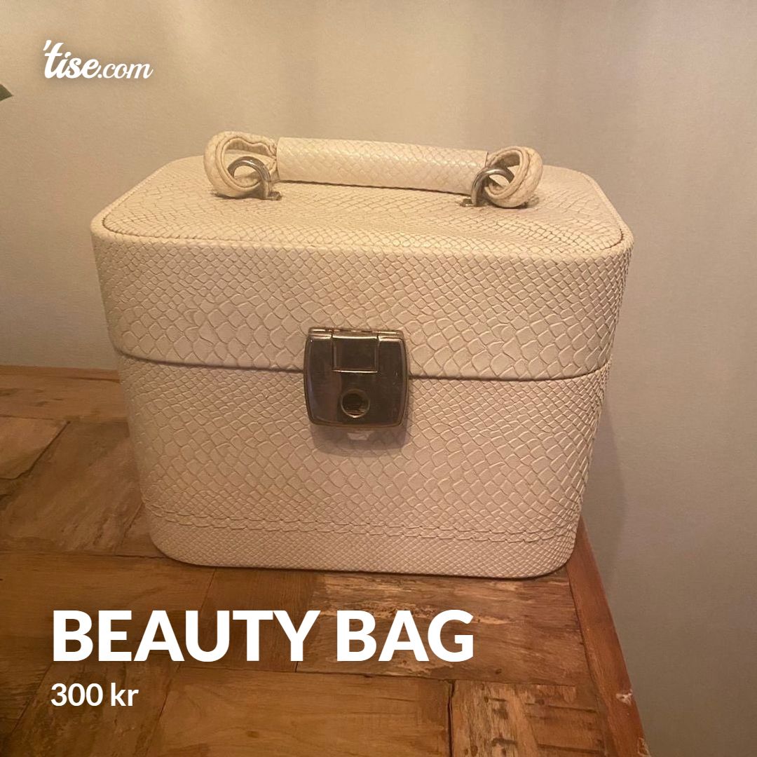 BEAUTY BAG