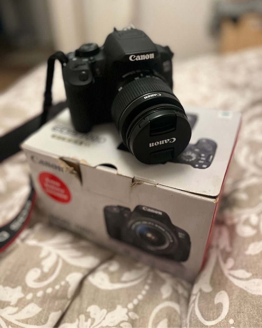 Canon kamera 700D