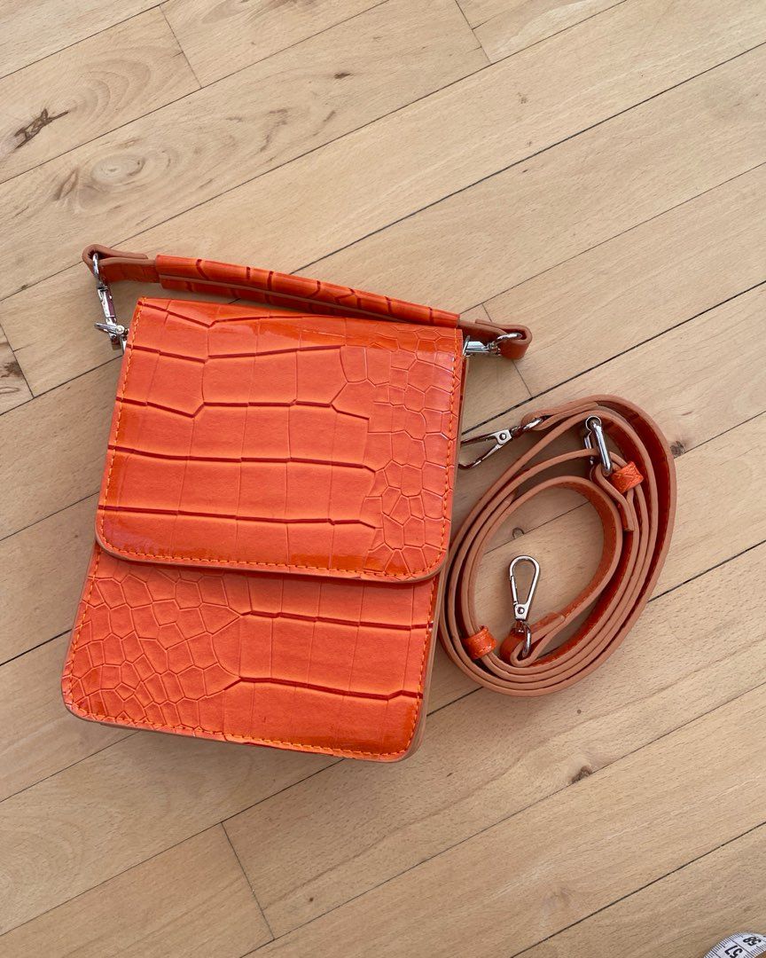 Orange taske