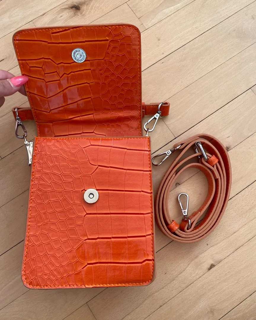 Orange taske