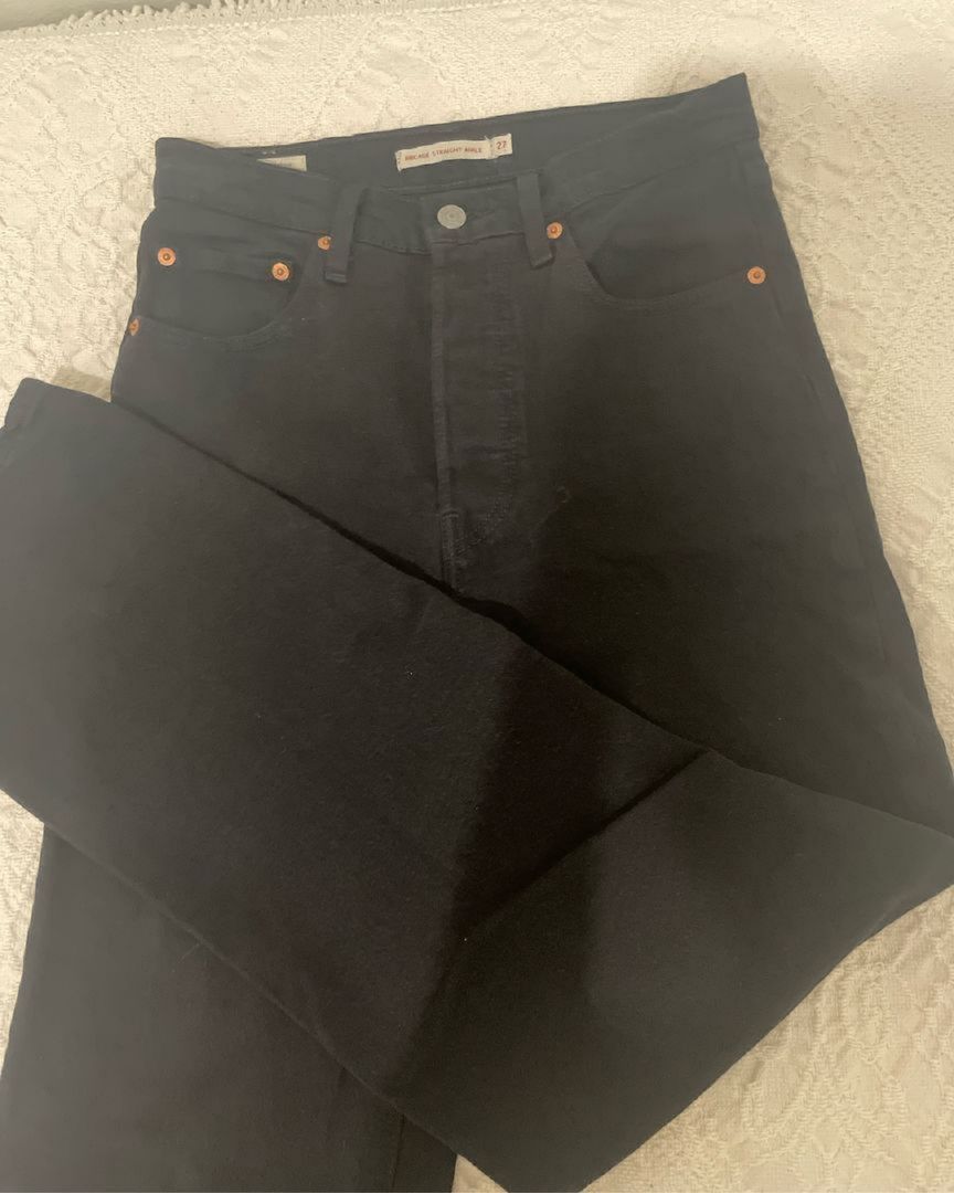 LEVI’S SVARTE JEANS