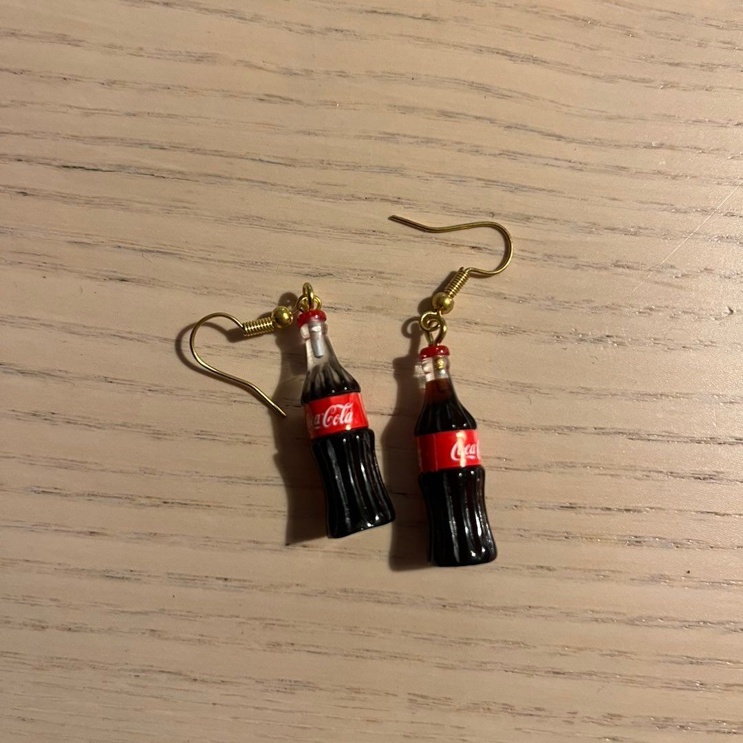 Coca-Cola korvikset