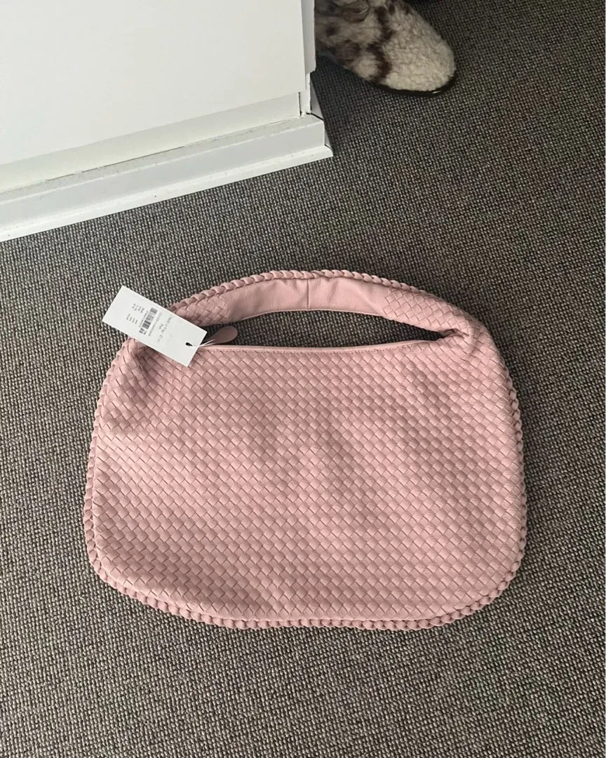 Pitaya charlotte bag