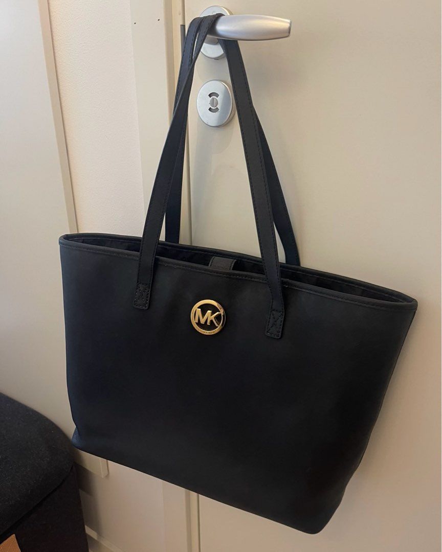 Michael Kors väska