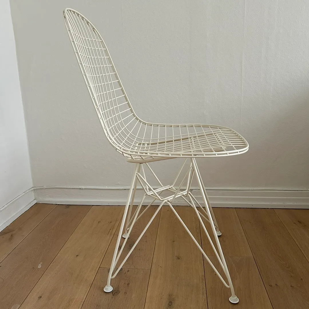 Eames Wire Chair DKR