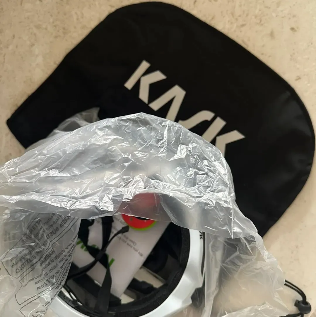 Kask protone strL