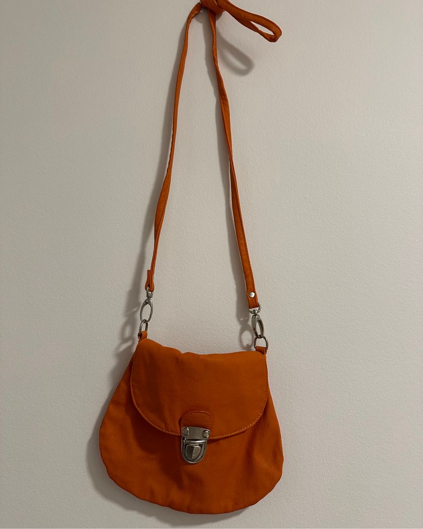 Orange taske