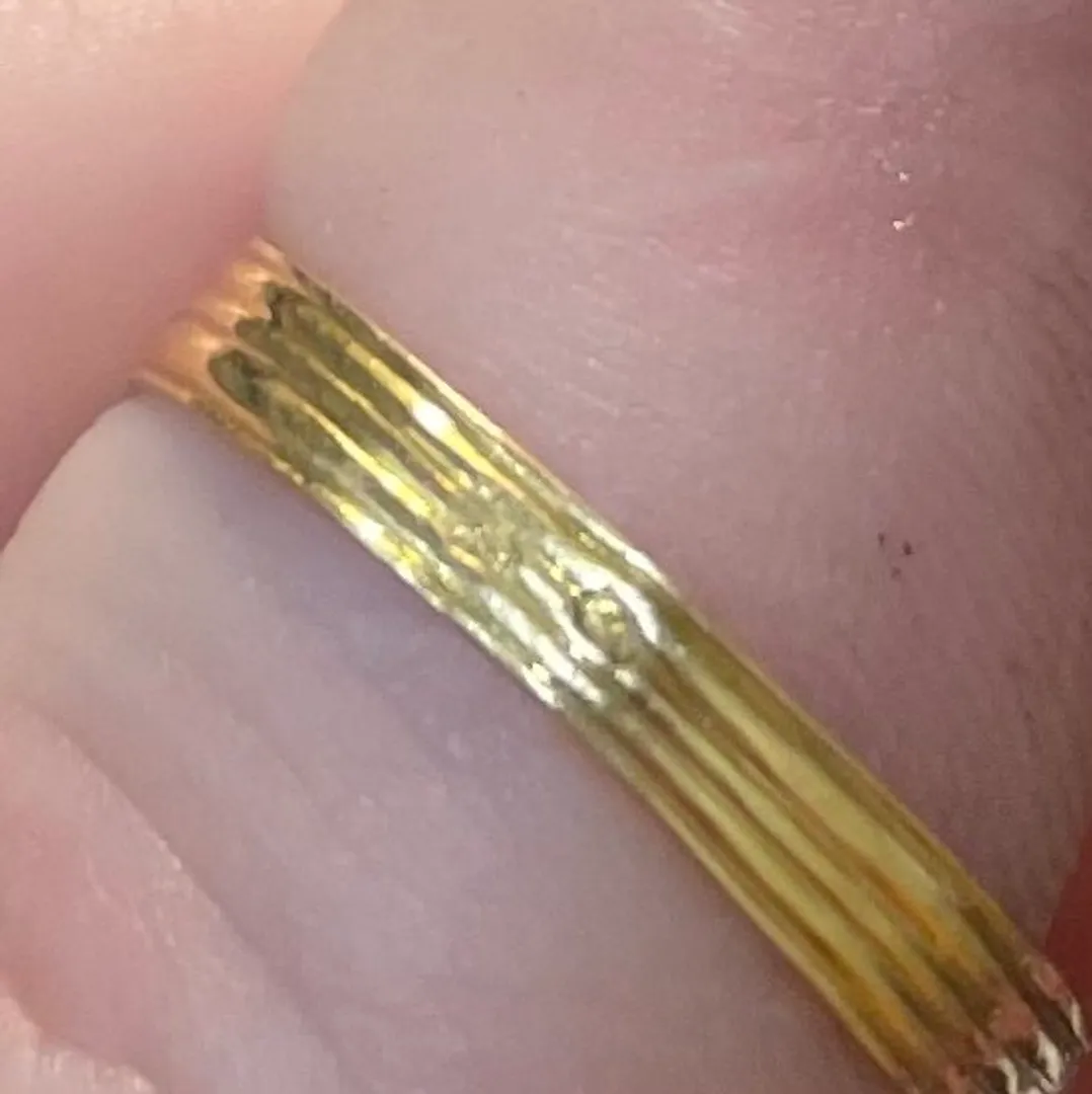 Antique gold ring