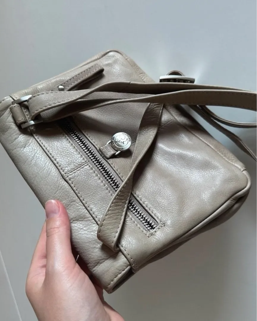 Adax crossbody taske