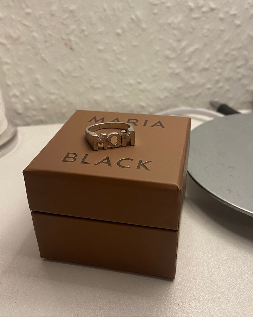 MARIA BLACK RING