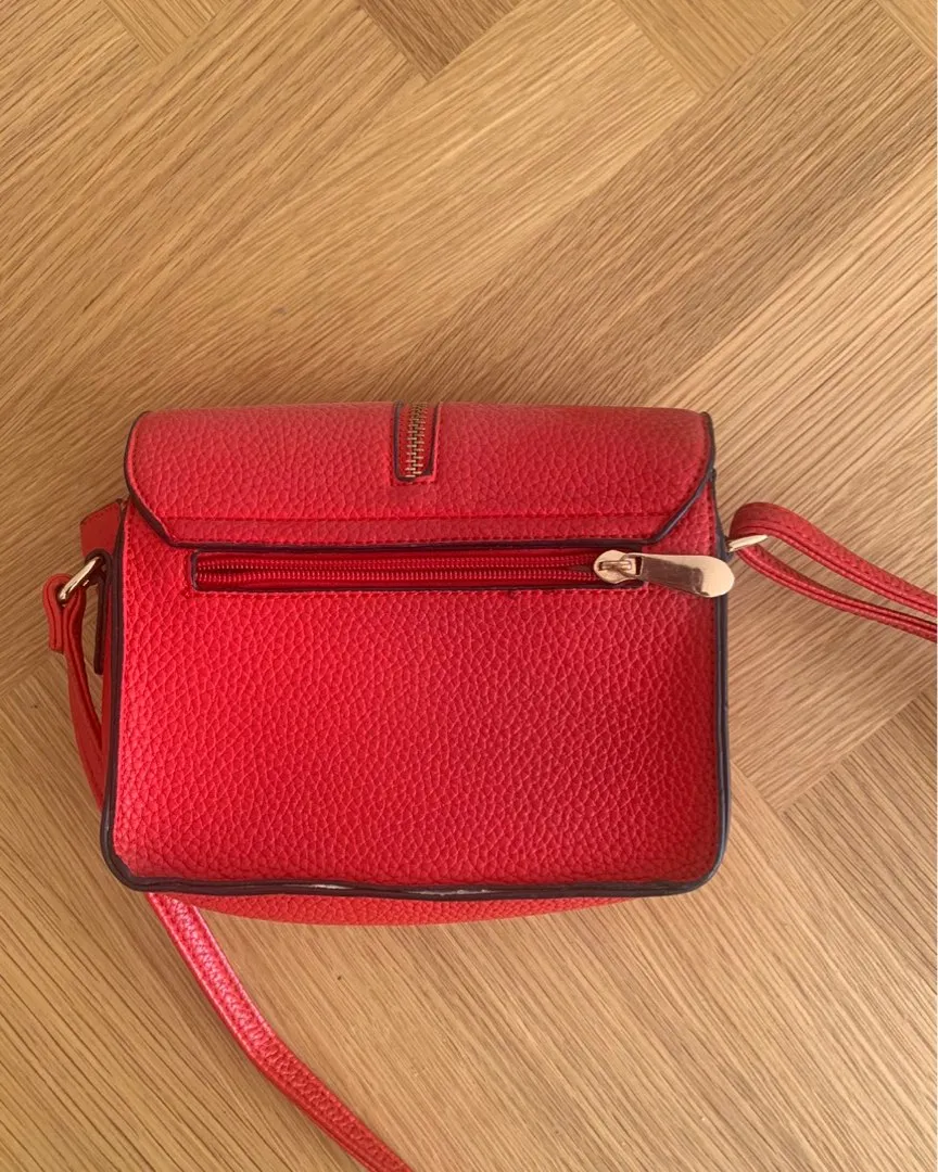 Rød crossbody taske