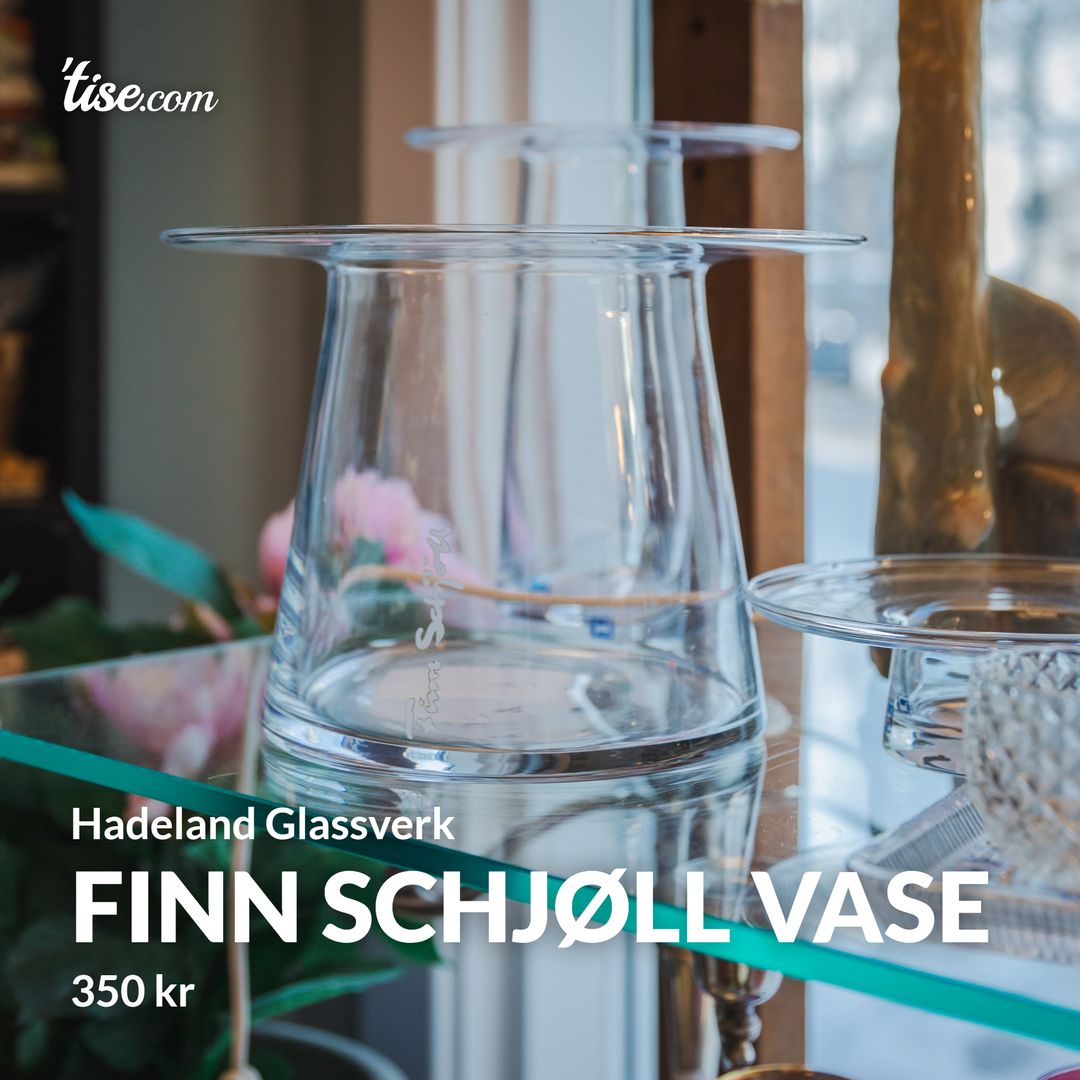 Finn Schjøll vase