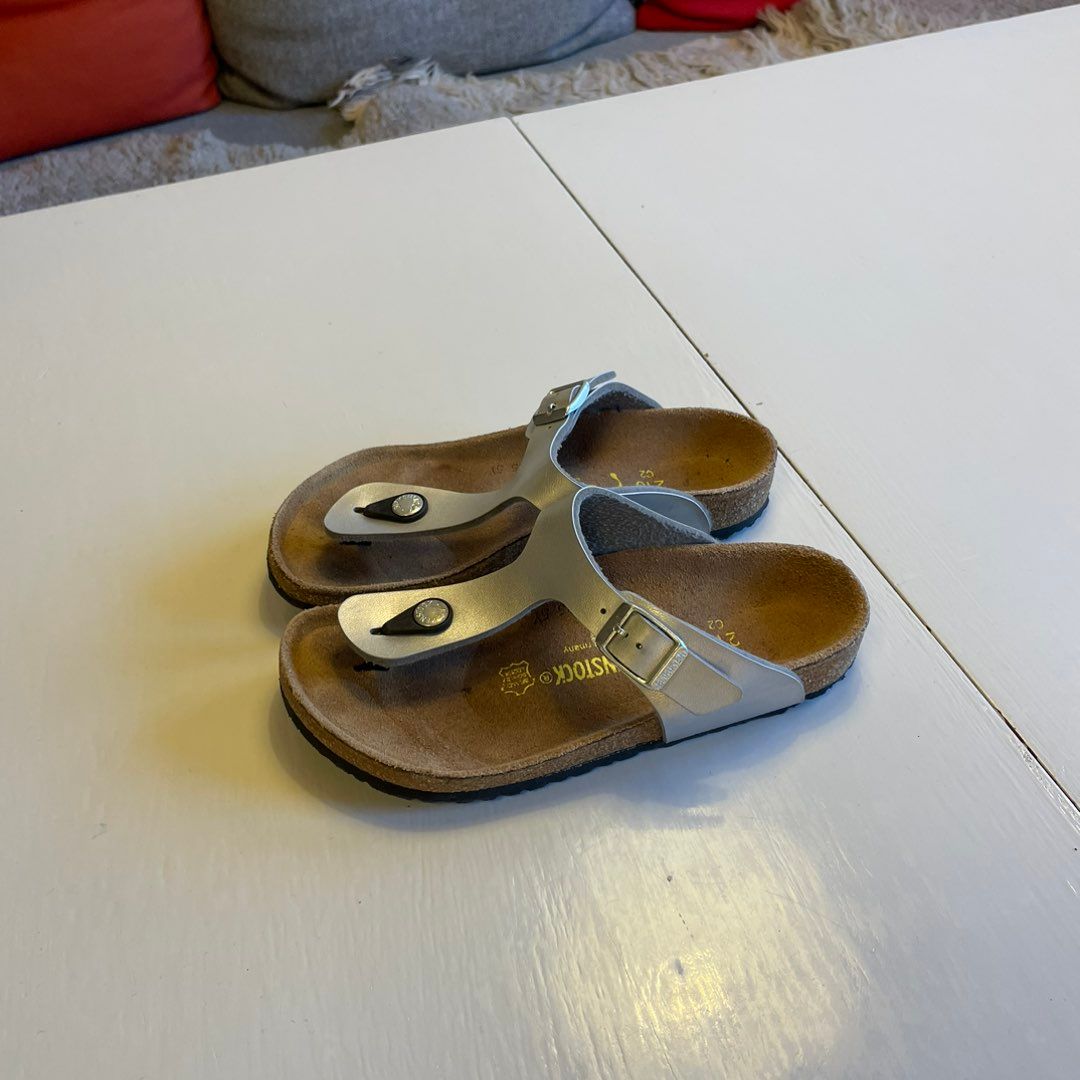 BIRKENSTOCK