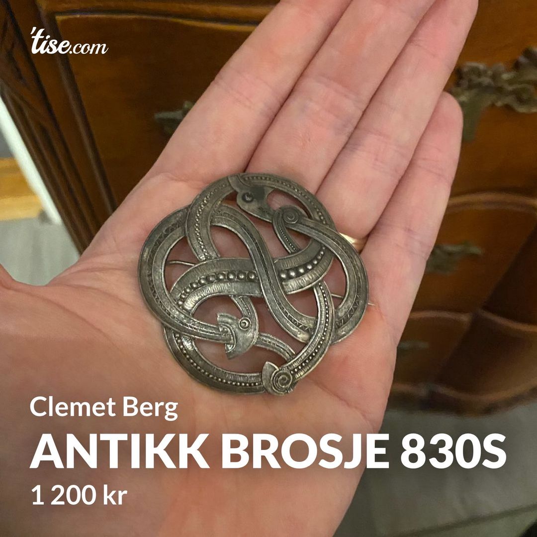 Antikk brosje 830s