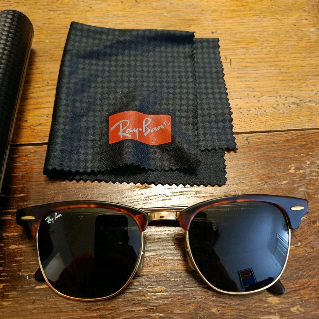 Ray-Ban