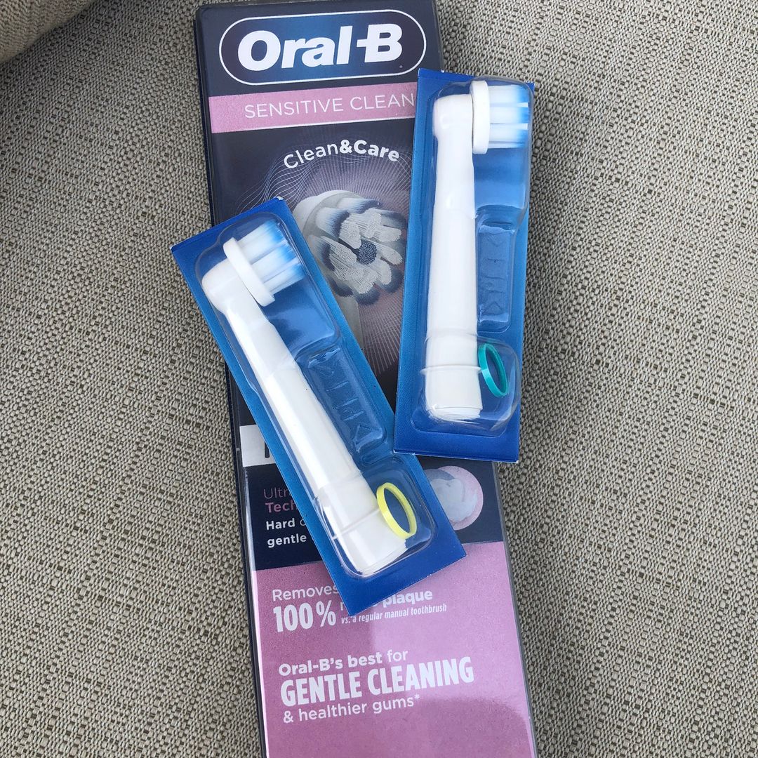 Oral B