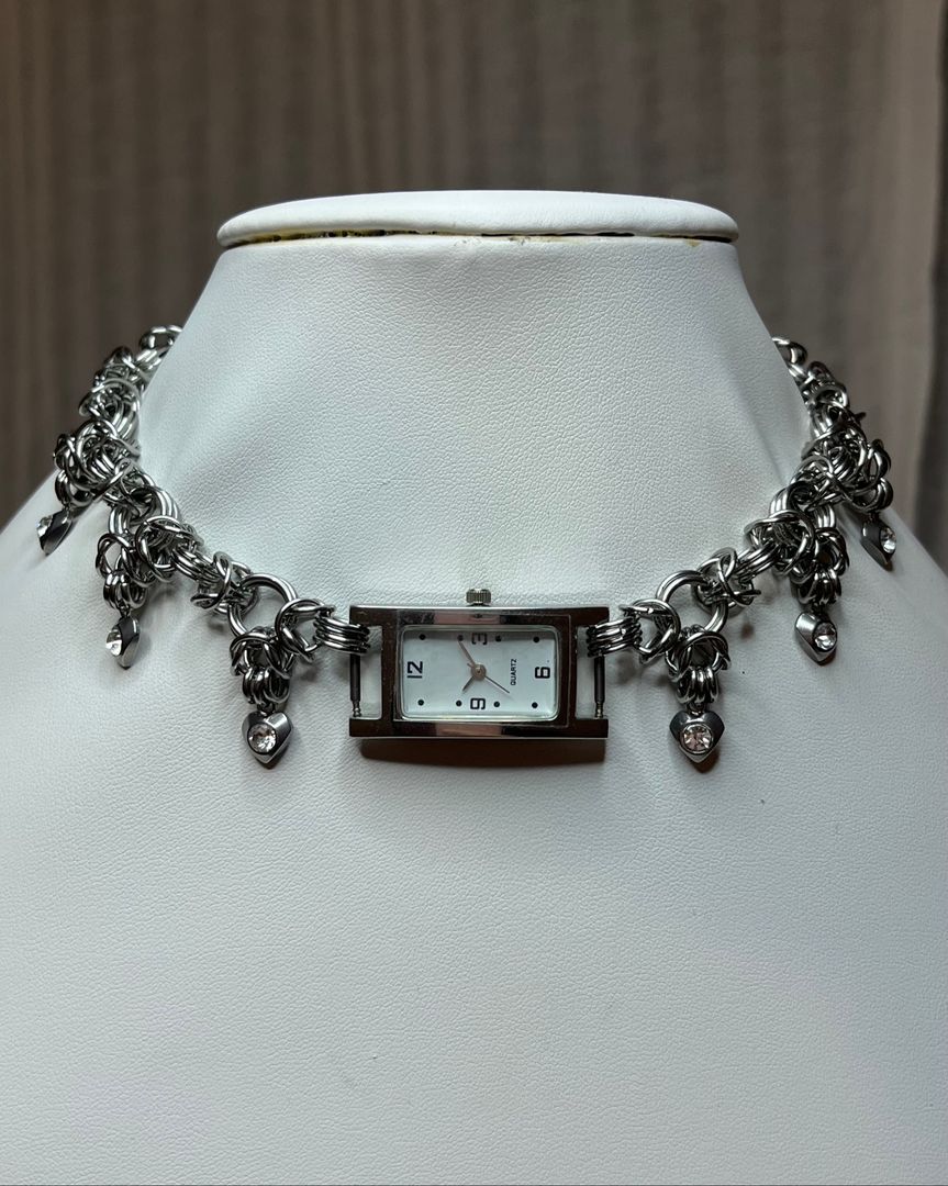 clock choker