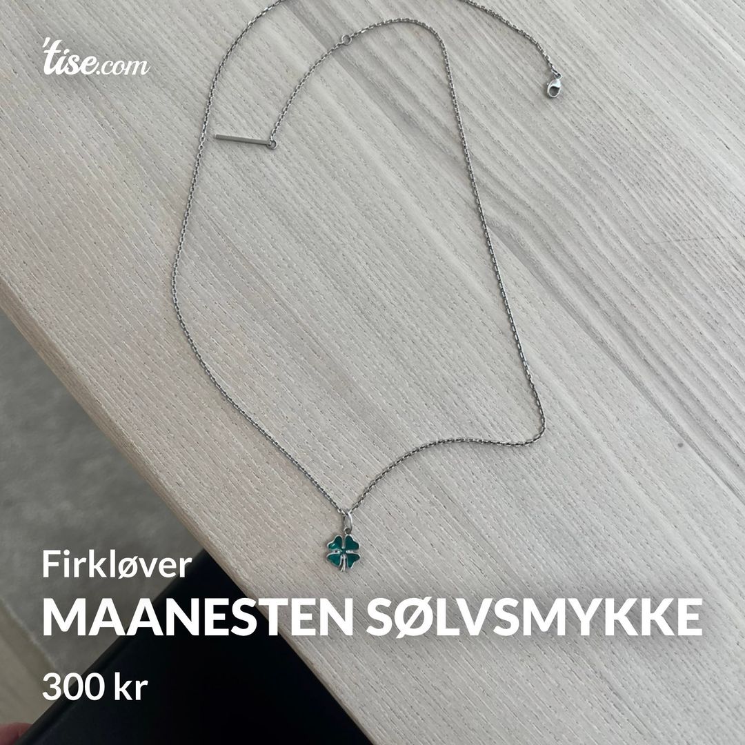 Maanesten sølvsmykke