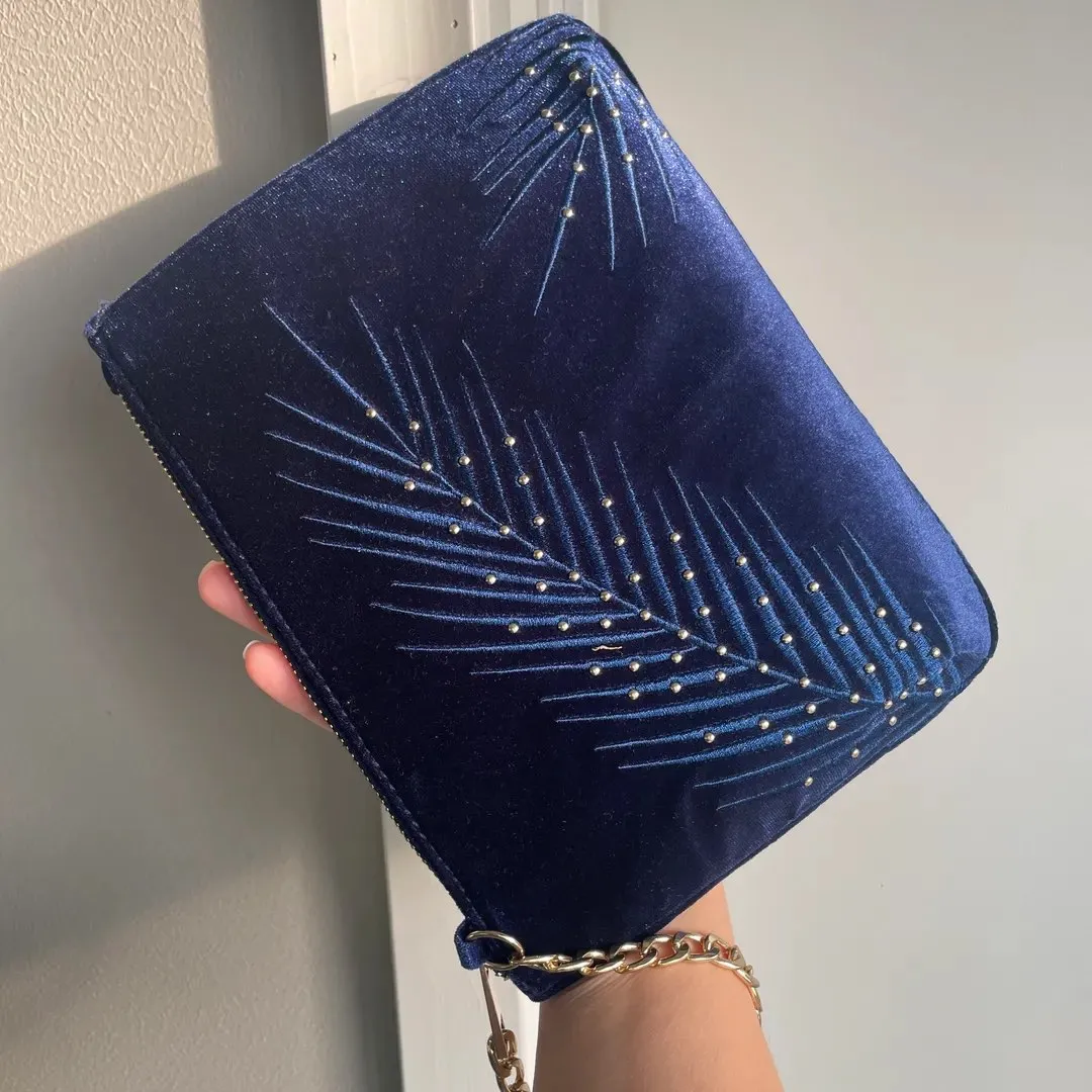 Clutch bag