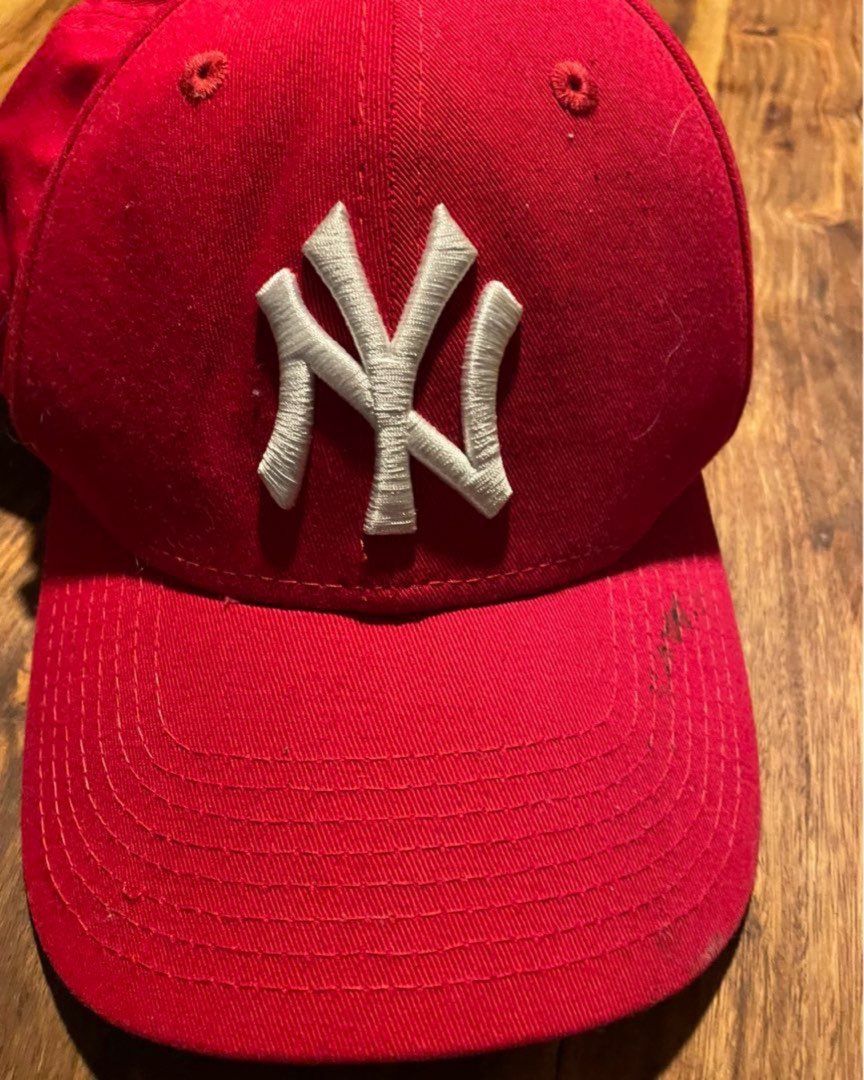 Yankees caps