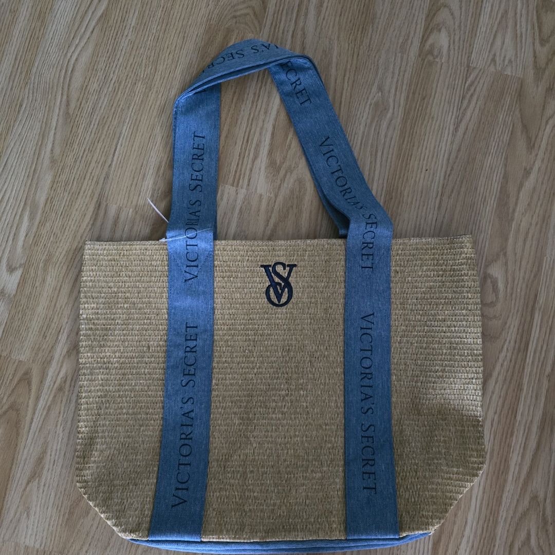 Straw Tote Bag