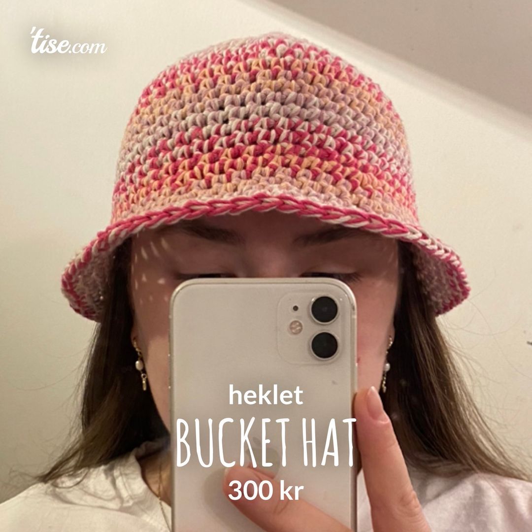 bucket hat