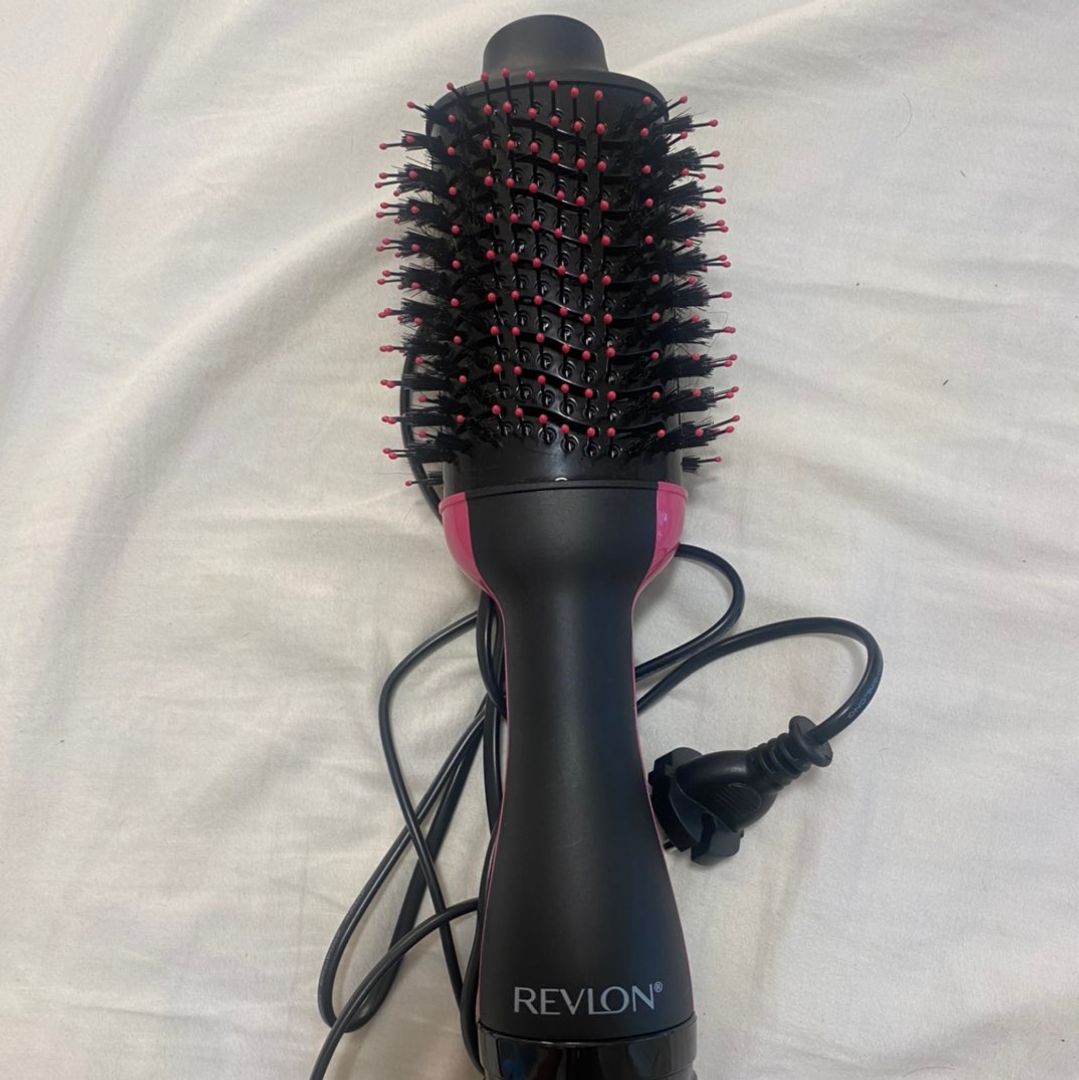 Revlon hairstyler