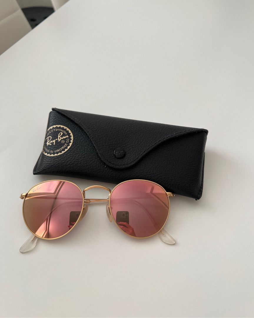 RayBan autinkolasit