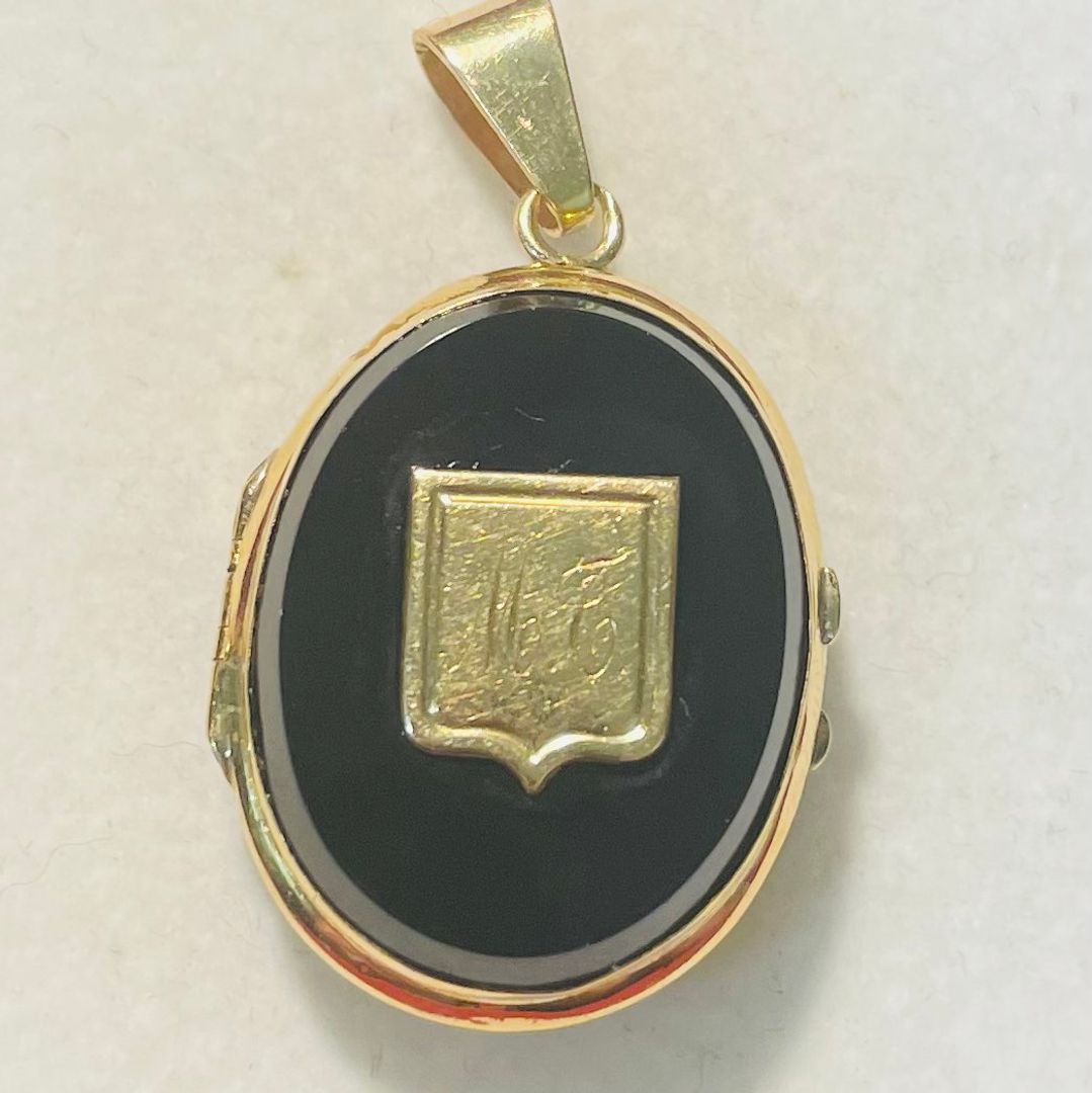 Antique pendant