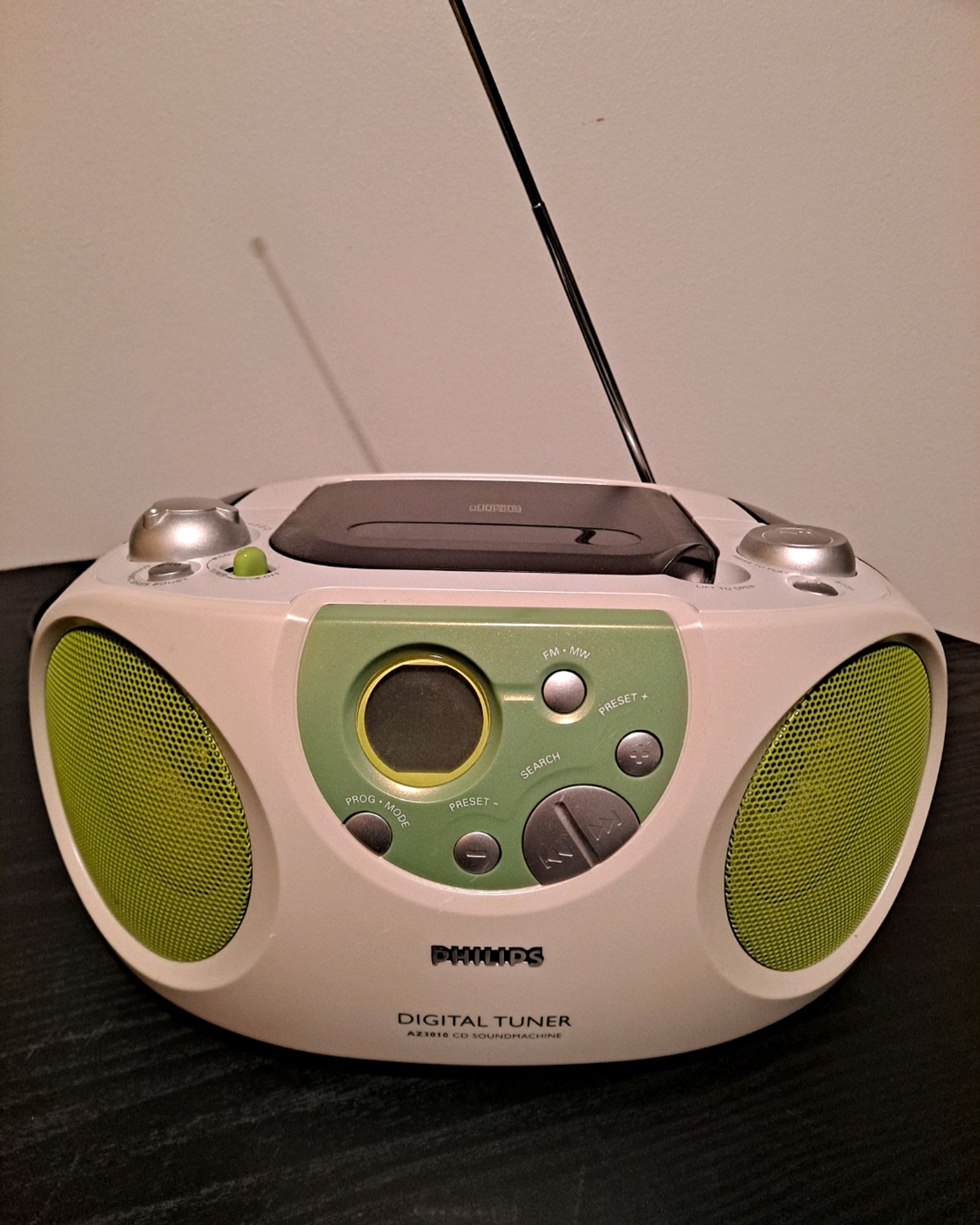 Radio/CD-soitin