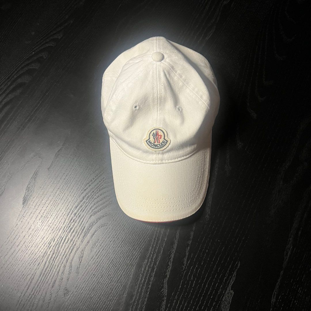 Moncler caps