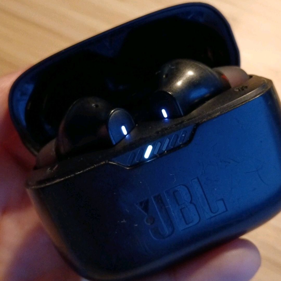 JBL Earbuds