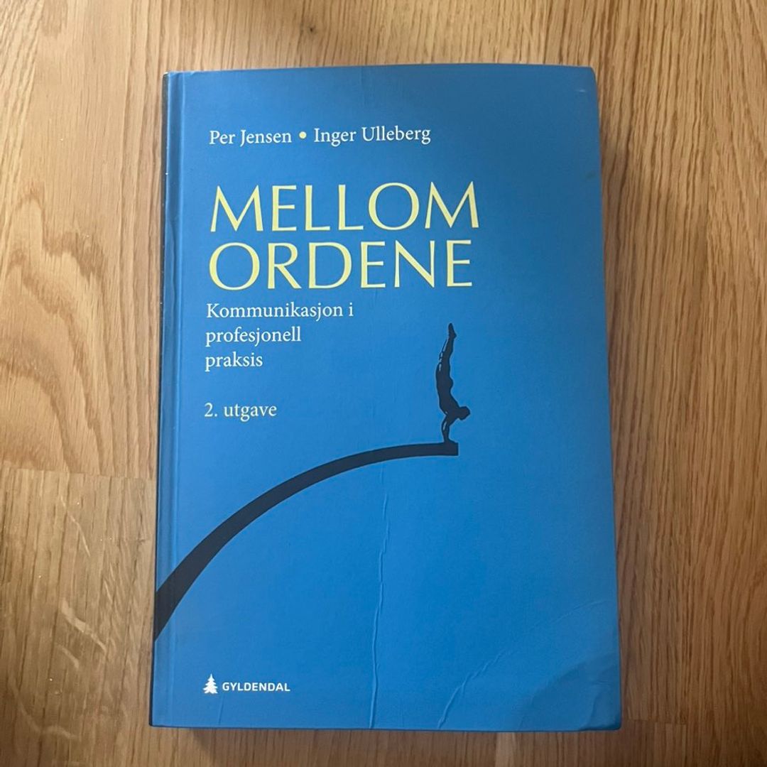 Mellom ordene