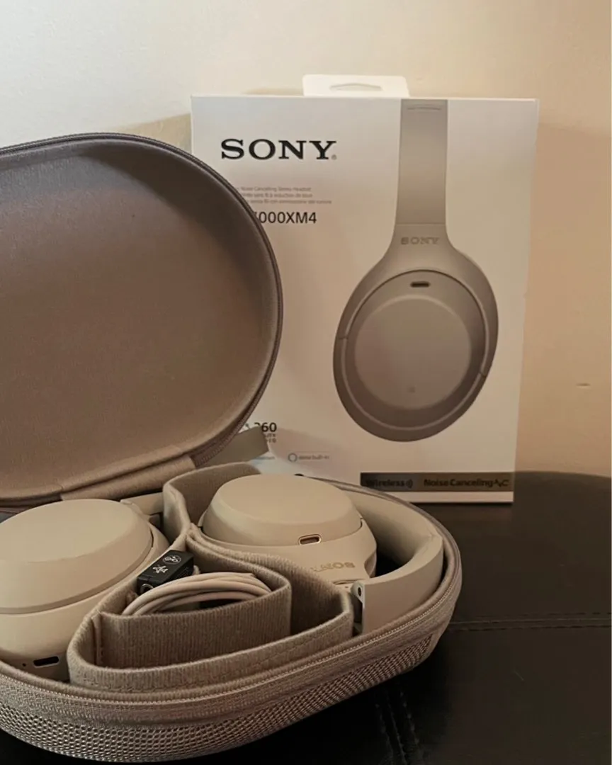 Sony WH-1000XM4