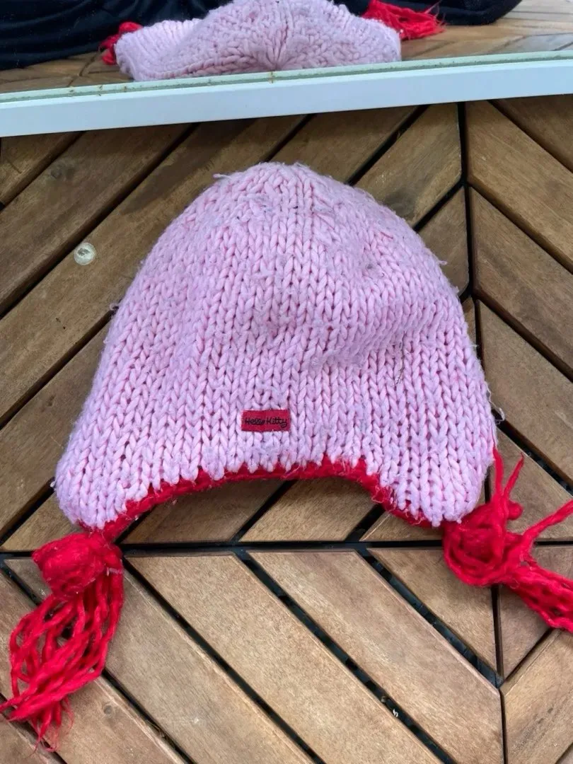 Hello Kitty beanie