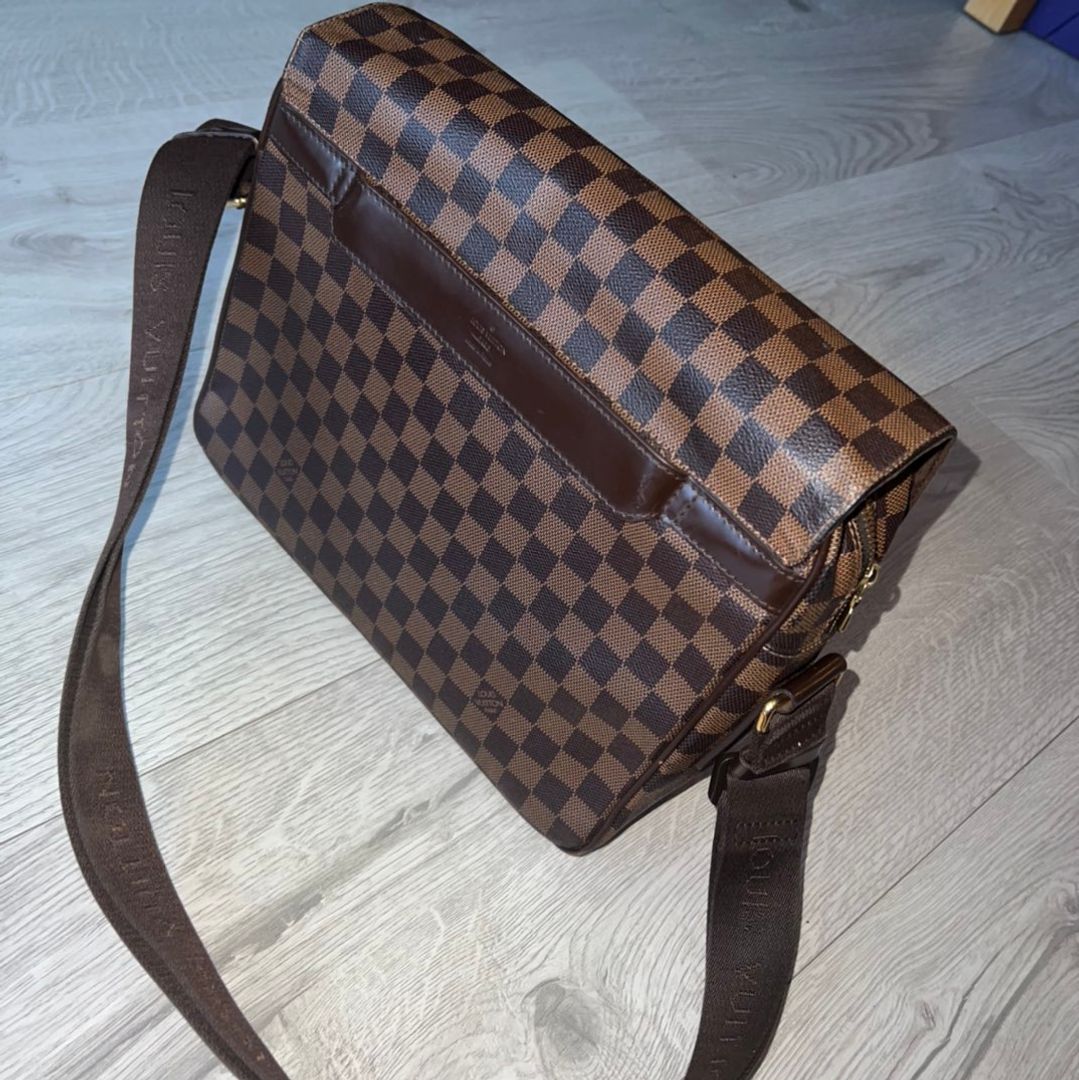 Louis vuitton Sheltn