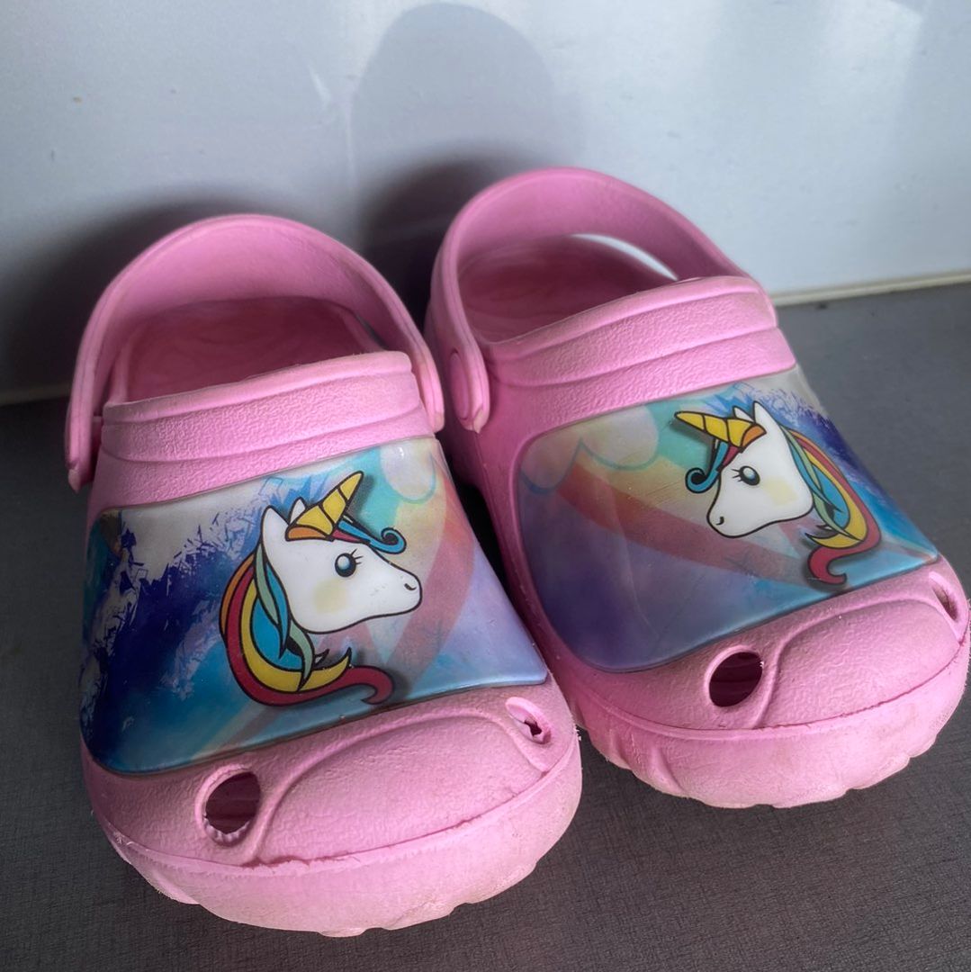 Ponny Crocs