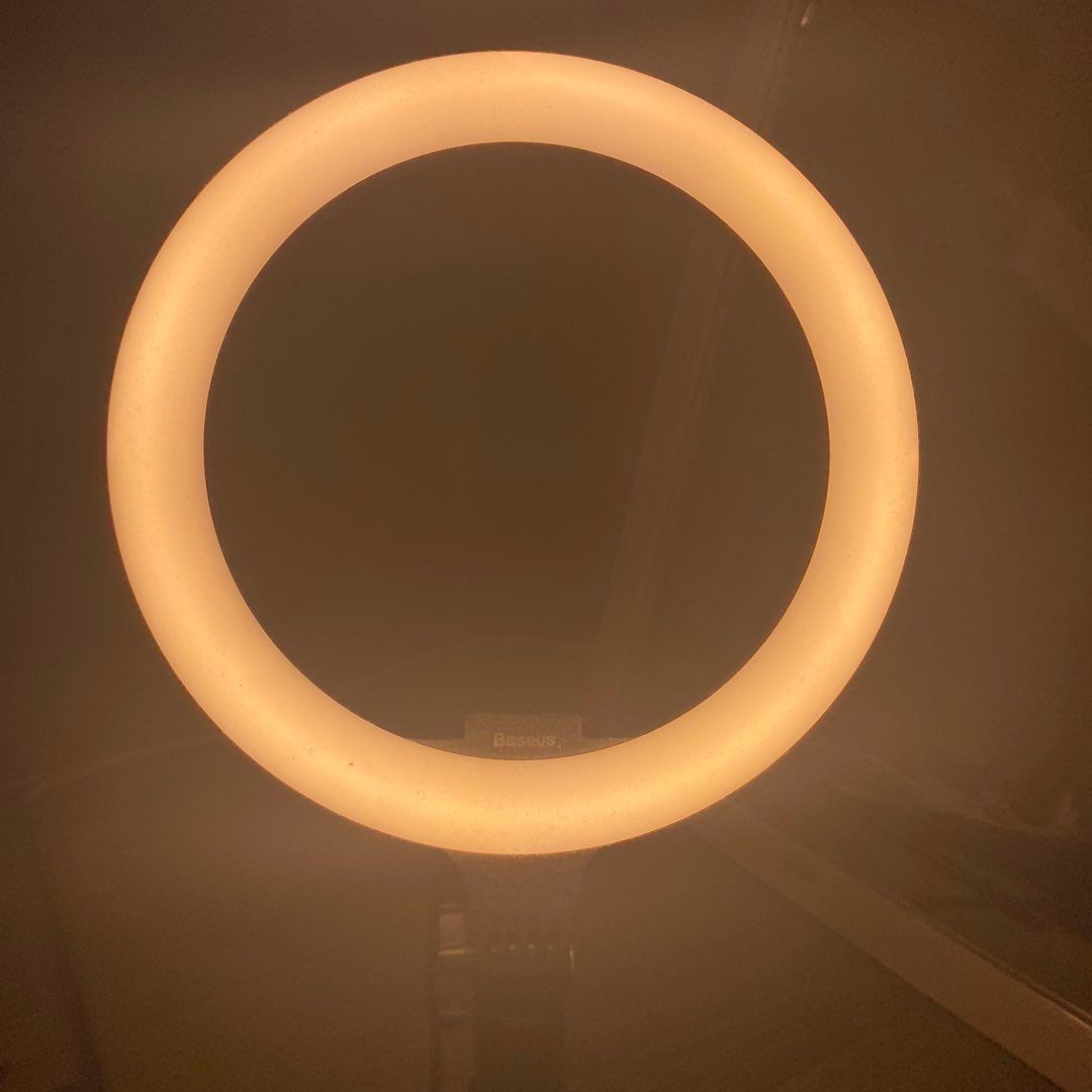 Ring light