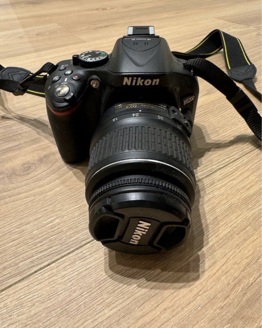 Nikon D5200