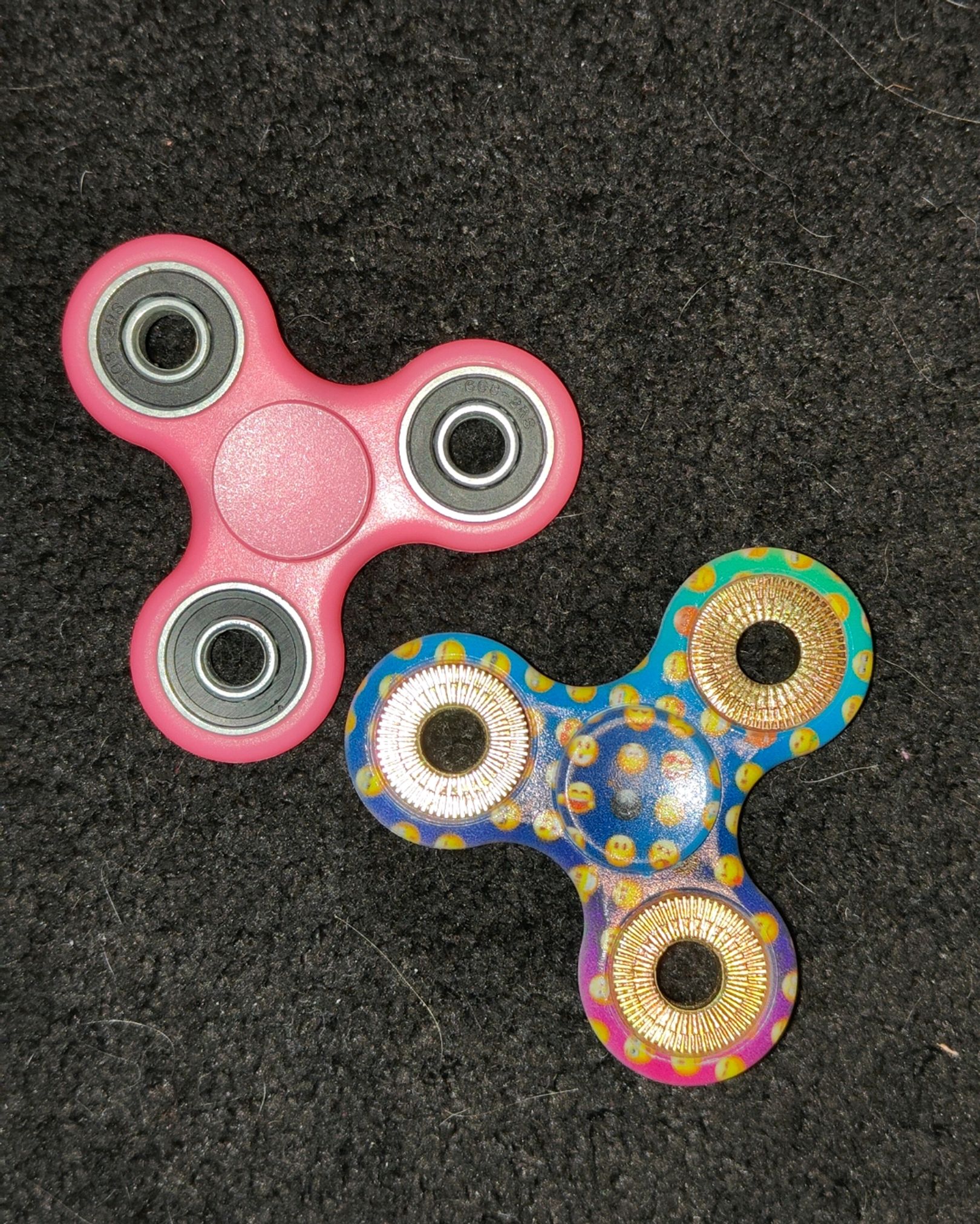 2 kpl fidget spinner