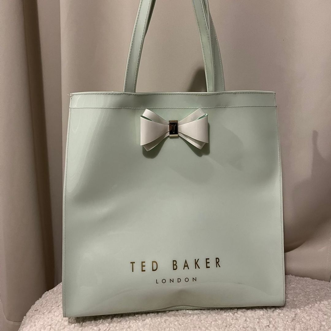 ted baker laukku