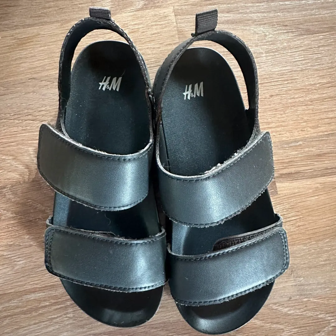 Sandaler fra HM