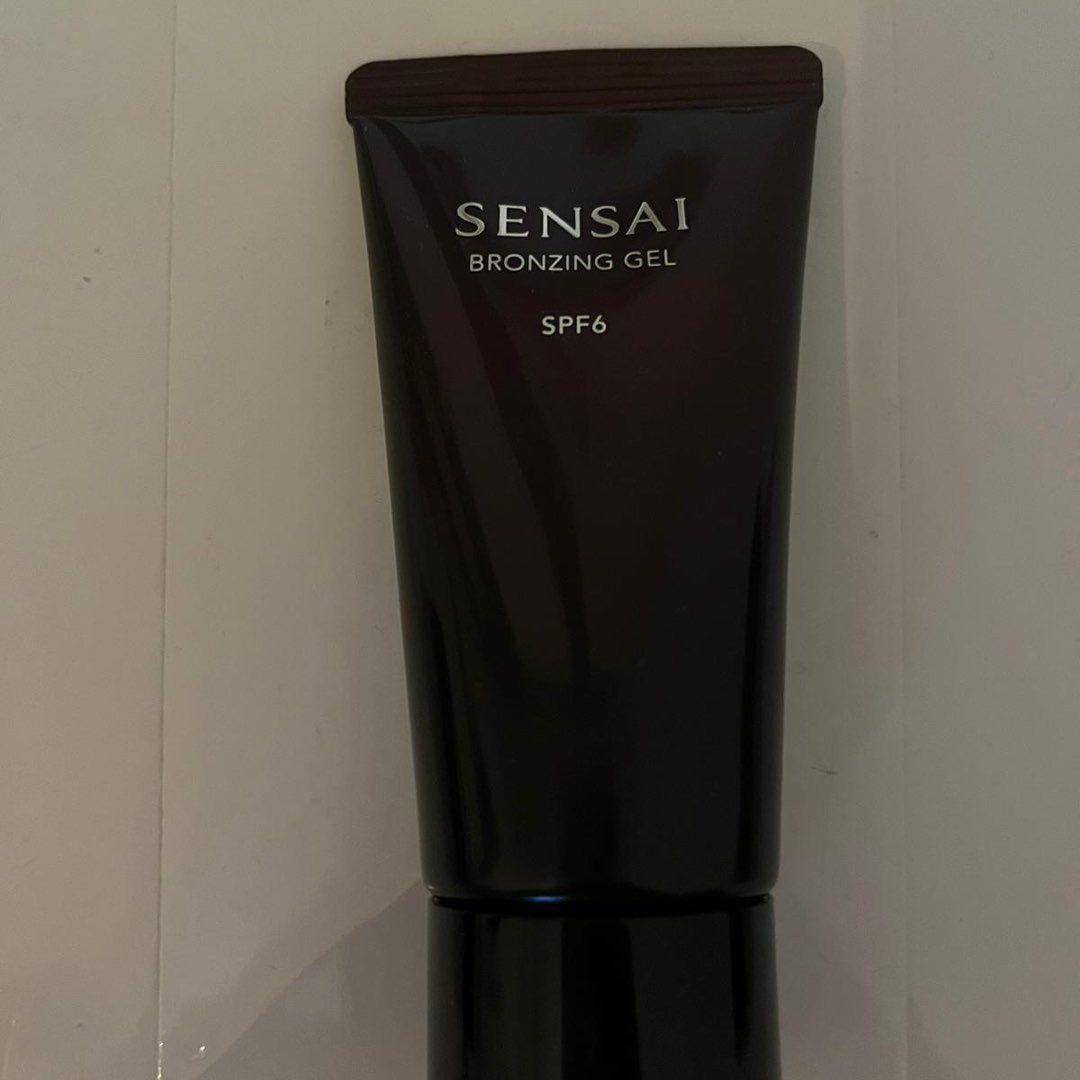 Sensai bronzing gel