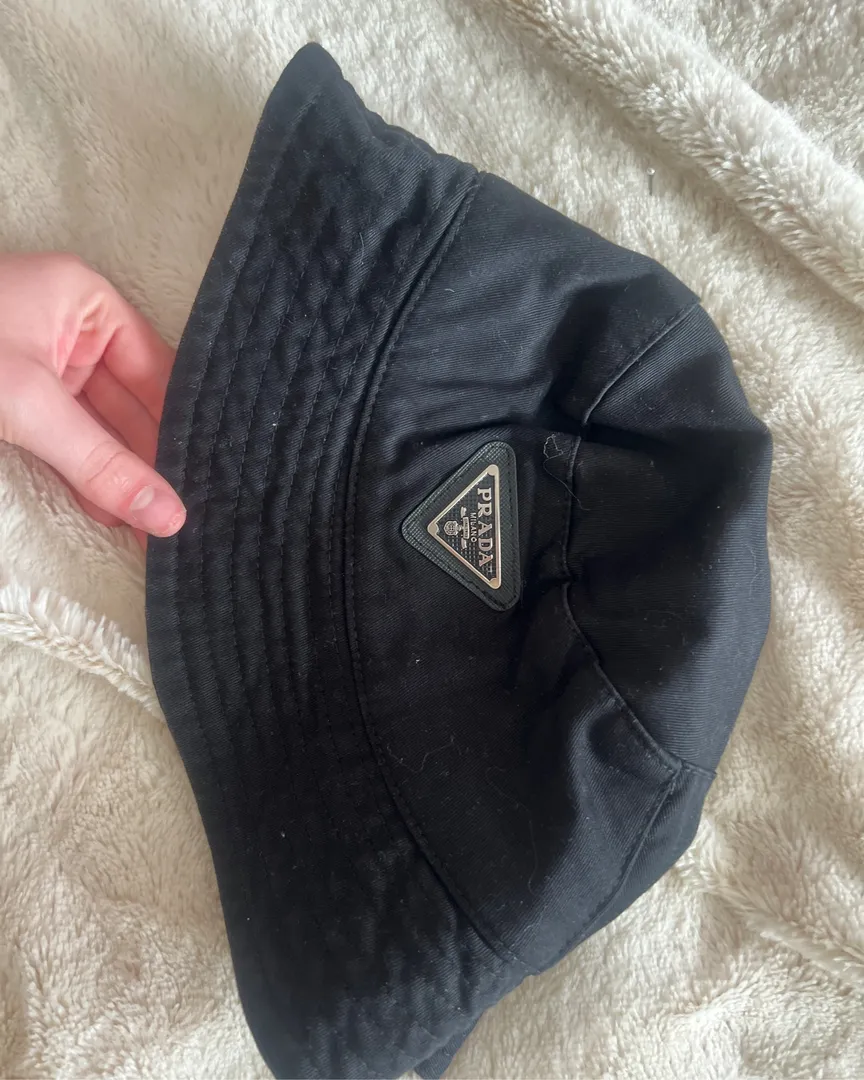 Prada bucket