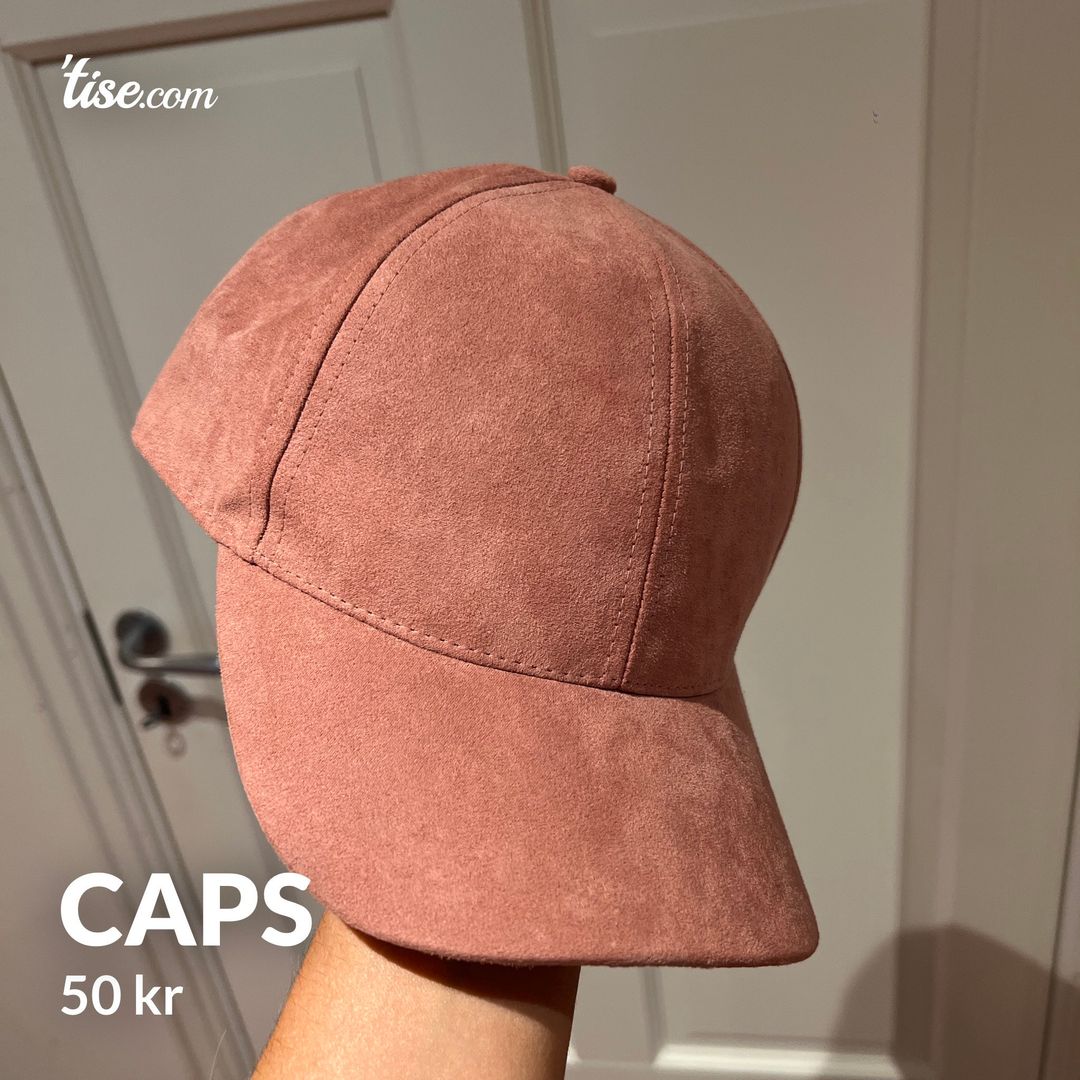 Caps