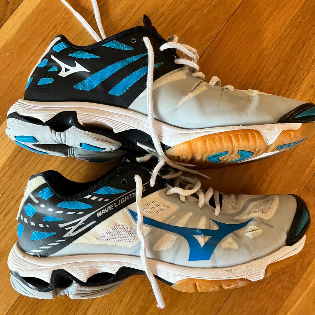 Mizuno Str 37