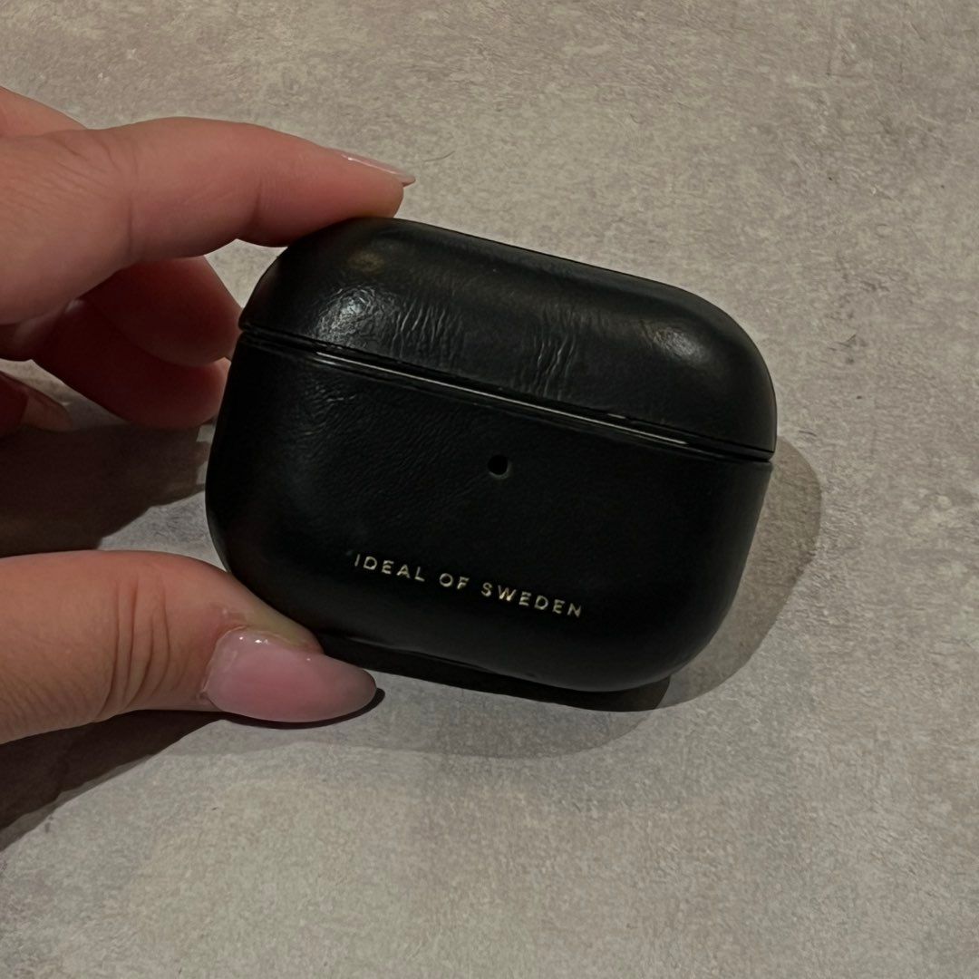 DEKSEL AIRPOD CASE