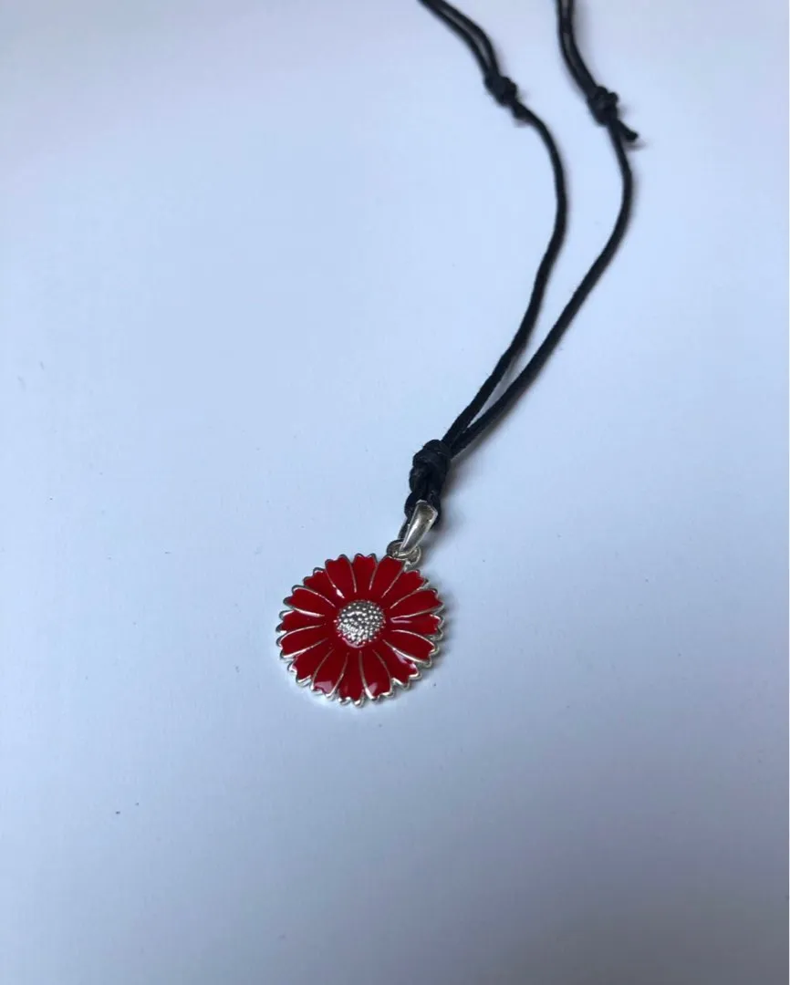 Y2k flower necklace